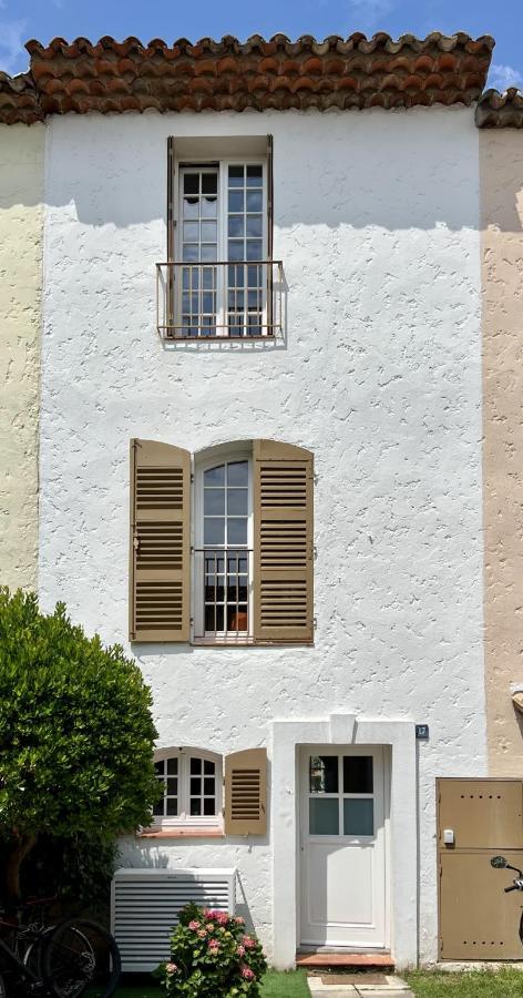Casa Ika Port Grimaud - Maison 4 Chambres + Amarrage المظهر الخارجي الصورة